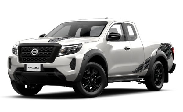 NISSAN NAVARA KC Calibre E 7MT Black Edition