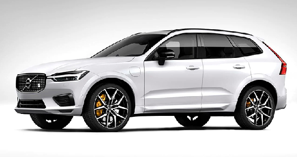 VOLVO XC60 T8 AWD Polestar Engineered (CBU)